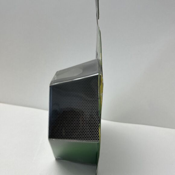 Bakugan Evolutions Geogan Amphrog Baku-Action Figure with Cards by Spin Master - Picture 5 of 9